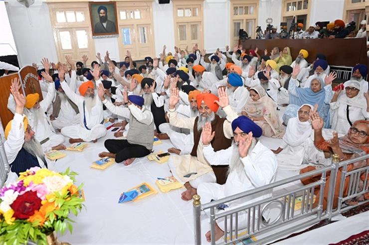 ਸ਼੍ਰੋਮਣੀ ਕਮੇਟੀ ਦੇ ਬਜਟ ਇਜਲਾਸ ’ਚ ਸਿੱਖ ਮਸਲਿਆਂ ਸਬੰਧੀ ਅਹਿਮ ਮਤੇ ਪਾਸ, ਸਿੱਖ ਨੌਜੁਆਨਾਂ ਨੂੰ ਗ੍ਰਿਫ਼ਤਾਰ ਕਰਨ ਦੀ ਵੀ ਕਰੜੀ ਨਿੰਦਾ ਕੀਤੀ