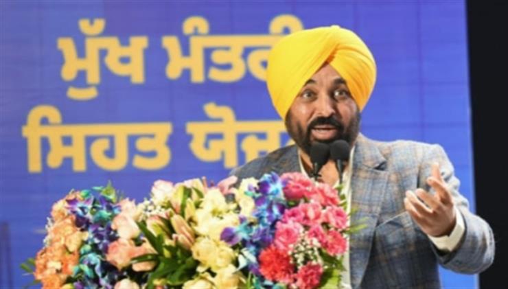 'ਮੁੱਖ ਮੰਤਰੀ ਸਿਹਤ ਯੋਜਨਾ' ਤਹਿਤ ਗੰਭੀਰ ਹਾਲਾਤਾਂ ਵਿੱਚ ਪੈਦਾ ਹੋਏ ਨਵਜਾਤ ਬੱਚੇ ਦੇ ਠੀਕ ਹੋਣ ਨਾਲ ਡਾਕਟਰਾਂ ਦੀ ਚਿੰਤਾ ਉਮੀਦ ਵਿੱਚ ਬਦਲੀ