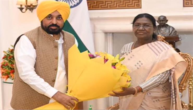 ਮੁੱਖ ਮੰਤਰੀ ਪੰਜਾਬ ਭਗਵੰਤ ਮਾਨ ਵੱਲੋਂ ਰਾਸ਼ਟਰਪਤੀ ਨਾਲ ਮੁਲਾਕਾਤ