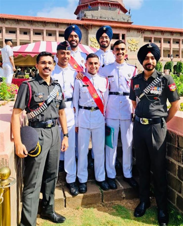 ਮਹਾਰਾਜਾ ਰਣਜੀਤ ਸਿੰਘ ਆਰਮਡ ਫੋਰਸਿਜ਼ ਪ੍ਰੈਪਰੇਟਰੀ ਇੰਸਟੀਚਿਊਟ ਦੇ ਪੰਜ ਕੈਡਿਟ ਐਨਡੀਏ ਤੋਂ ਹੋਏ ਪਾਸ-ਆਊਟ
