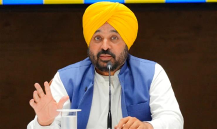 ਪੰਜਾਬ ਸਰਕਾਰ ਵੱਲੋਂ ਪ੍ਰਾਈਵੇਟ ਸਕੂਲਾਂ ਦੁਆਰਾ ਮਨਮਾਨੇ ਢੰਗ ਨਾਲ ਫੀਸਾਂ ਵਿੱਚ ਵਾਧੇ ‘ਤੇ ਰੋਕ ਲਈ ਕਾਨੂੰਨ ਦਾ ਖਰੜਾ ਬਣਾਉਣ ਦੇ ਹੁਕਮ