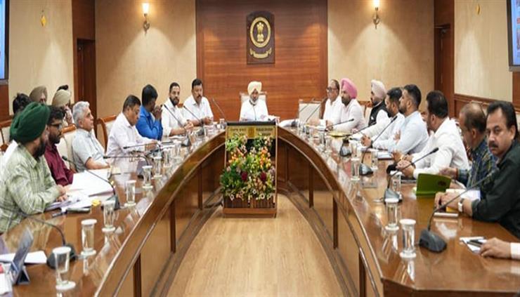 ਹਰਪਾਲ ਚੀਮਾ ਵੱਲੋਂ PSTC ਦੀ ਸਮੀਖਿਆ ਮੀਟਿੰਗ, ਵਪਾਰੀਆਂ ਦੀਆਂ ਸ਼ਿਕਾਇਤਾਂ ਦਾ ਇੱਕ ਹਫ਼ਤੇ ਦੇ ਅੰਦਰ ਨਿਪਟਾਰਾ ਕਰਨ ਦੇ ਹੁਕਮ