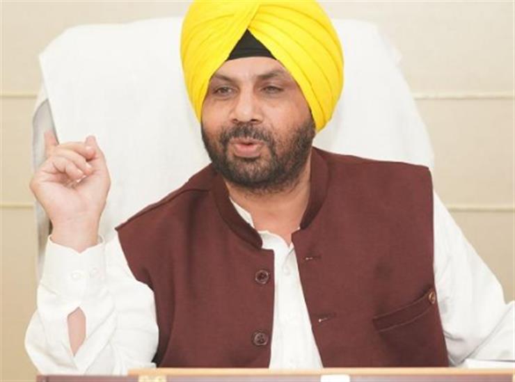 ਸਰਪੰਚਾਂ ਦੇ ਮਾਣਭੱਤੇ ਵਧਾਉਣ ਦਾ ਫੈਸਲਾ ਲੋਕਤੰਤਰ ਨੂੰ ਜ਼ਮੀਨੀ ਪੱਧਰ ’ਤੇ ਮਜ਼ਬੂਤ ਕਰਨ ਦਾ ਸਪੱਸ਼ਟ ਸਬੂਤ: ਈ.ਟੀ.ਓ.