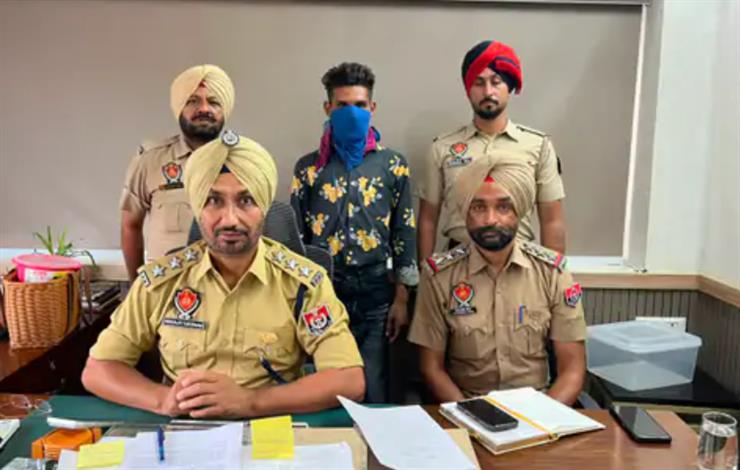 ਲਾਸ਼ ਨੂੰ ਆਪਣੇ ਮੋਢੇ 'ਤੇ ਚੁੱਕ ਕੇ 1 ਕਿਲੋਮੀਟਰ ਤੱਕ ਘੁੰਮਦਾ ਰਿਹਾ ਕਾਤਲ