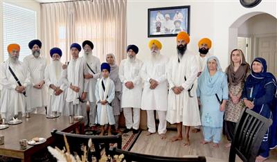 ਅਮਰੀਕਾ ਦੌਰੇ ਦੌਰਾਨ ਸ਼੍ਰੋਮਣੀ ਕਮੇਟੀ ਪ੍ਰਧਾਨ ਐਡਵੋਕੇਟ ਧਾਮੀ ਨੇ ਅਮਰ ਸ਼ਹੀਦ ਭਾਈ ਅਮਰੀਕ ਸਿੰਘ ਦੇ ਪਰਿਵਾਰ ਨਾਲ ਕੀਤੀ ਮੁਲਾਕਾਤ
